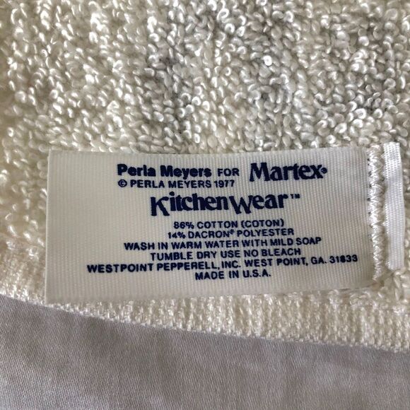 Vintage Martex Perla Meyers Kitchen Towel Radish 1977 Made in USA - Picture 2 of 6